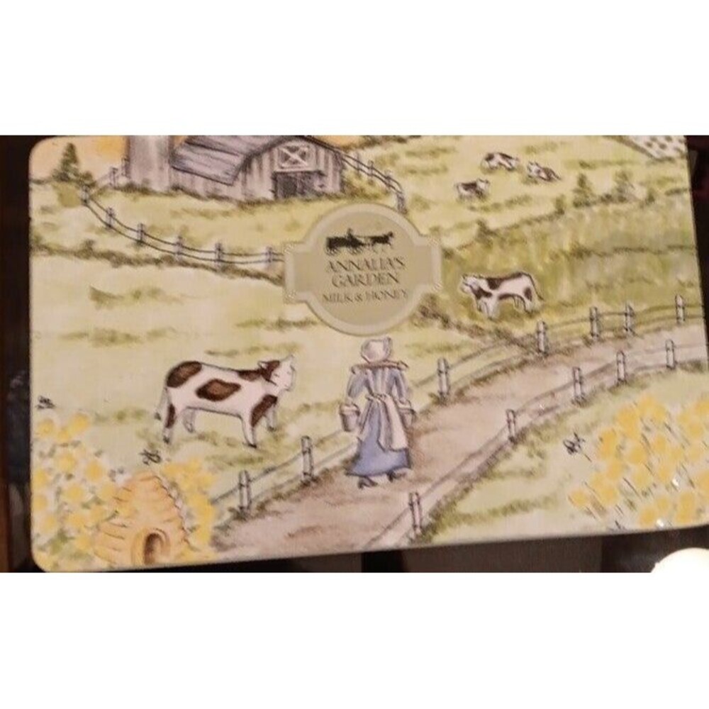 Vintage Annalia's Garden: Milk And Honey Tin
